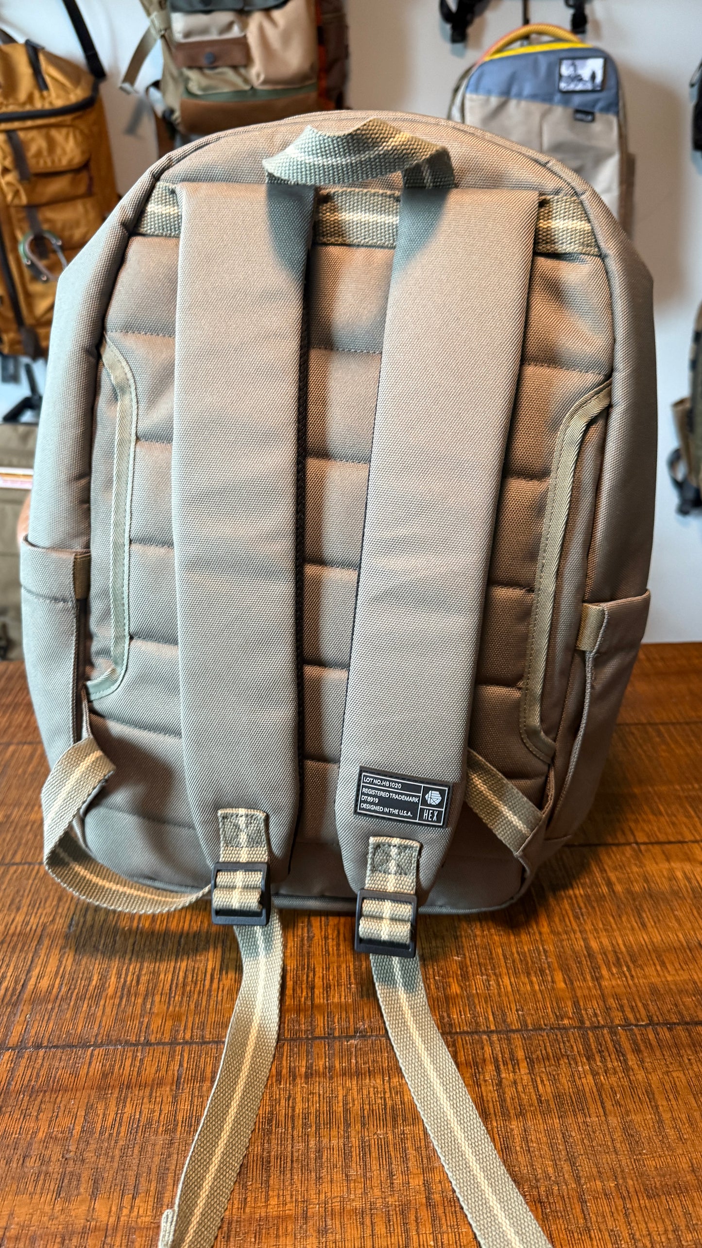 Hex Backpack Simple