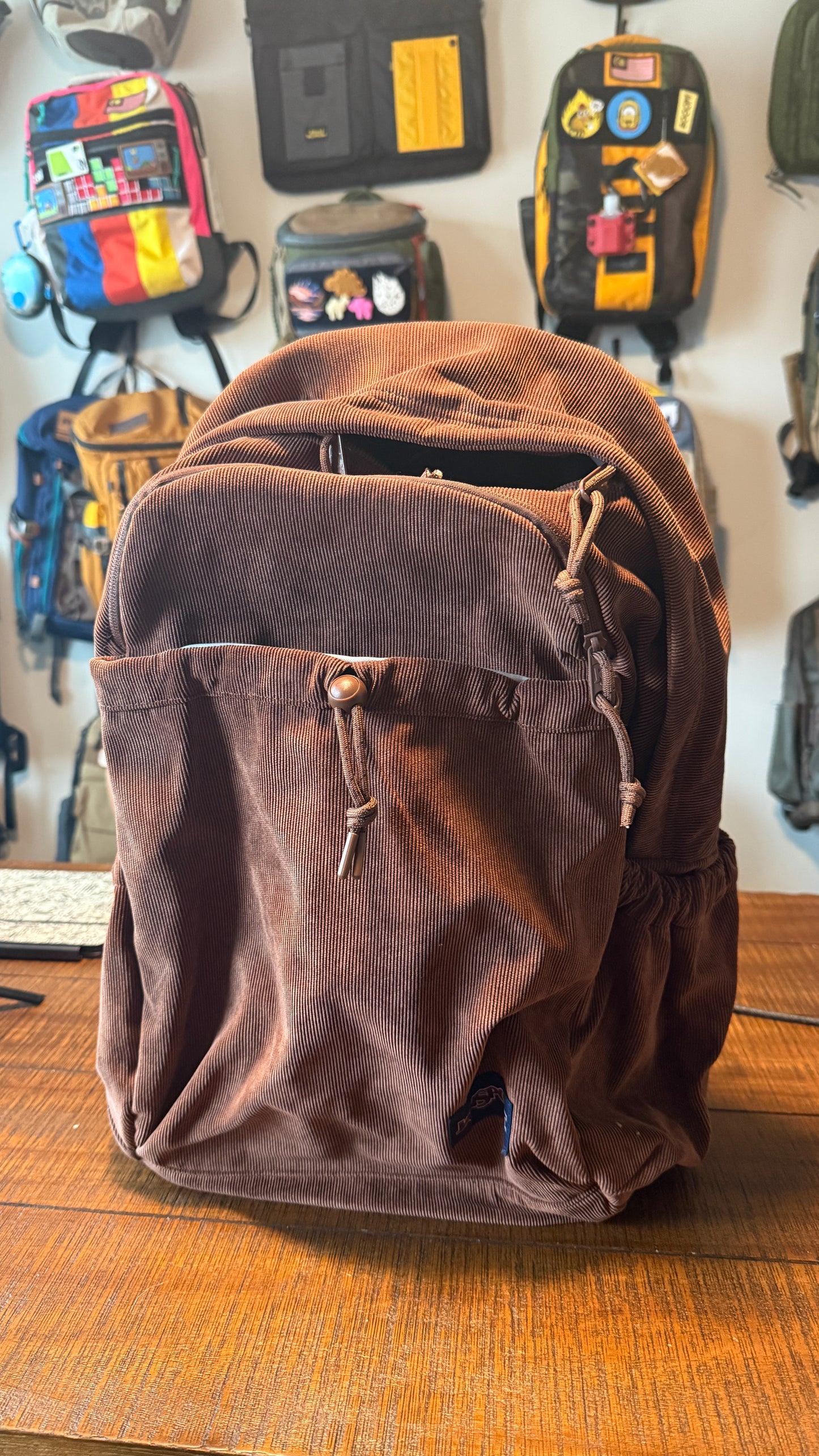Jansport Corduroy Lounge Pack