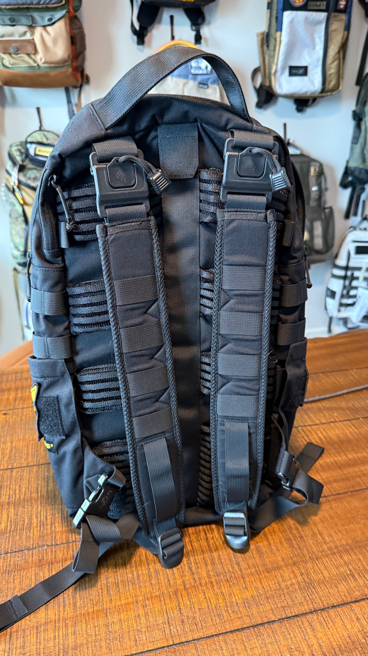 Nitecore BP18 Backpack