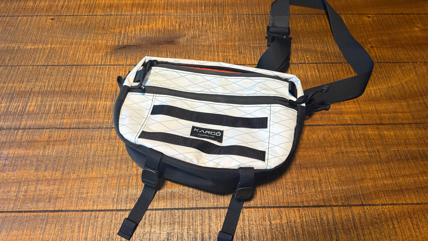 Kargo Civis Crossbody sling
