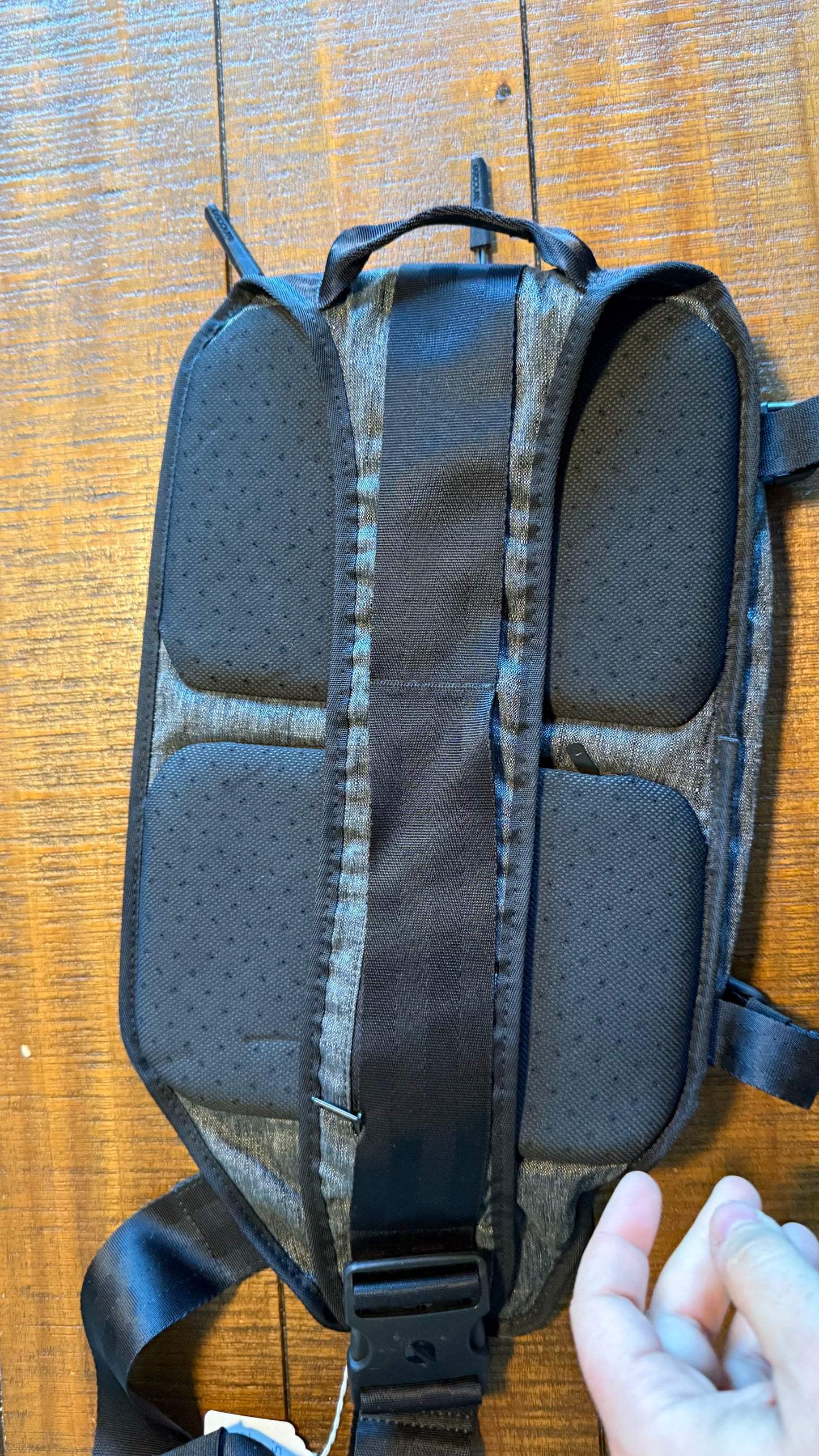 InCase Tablet Sling